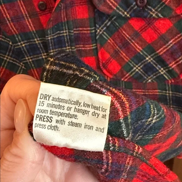 Vintage Pendleton Country Traditionals Maclean Tartan virgin wool button down M